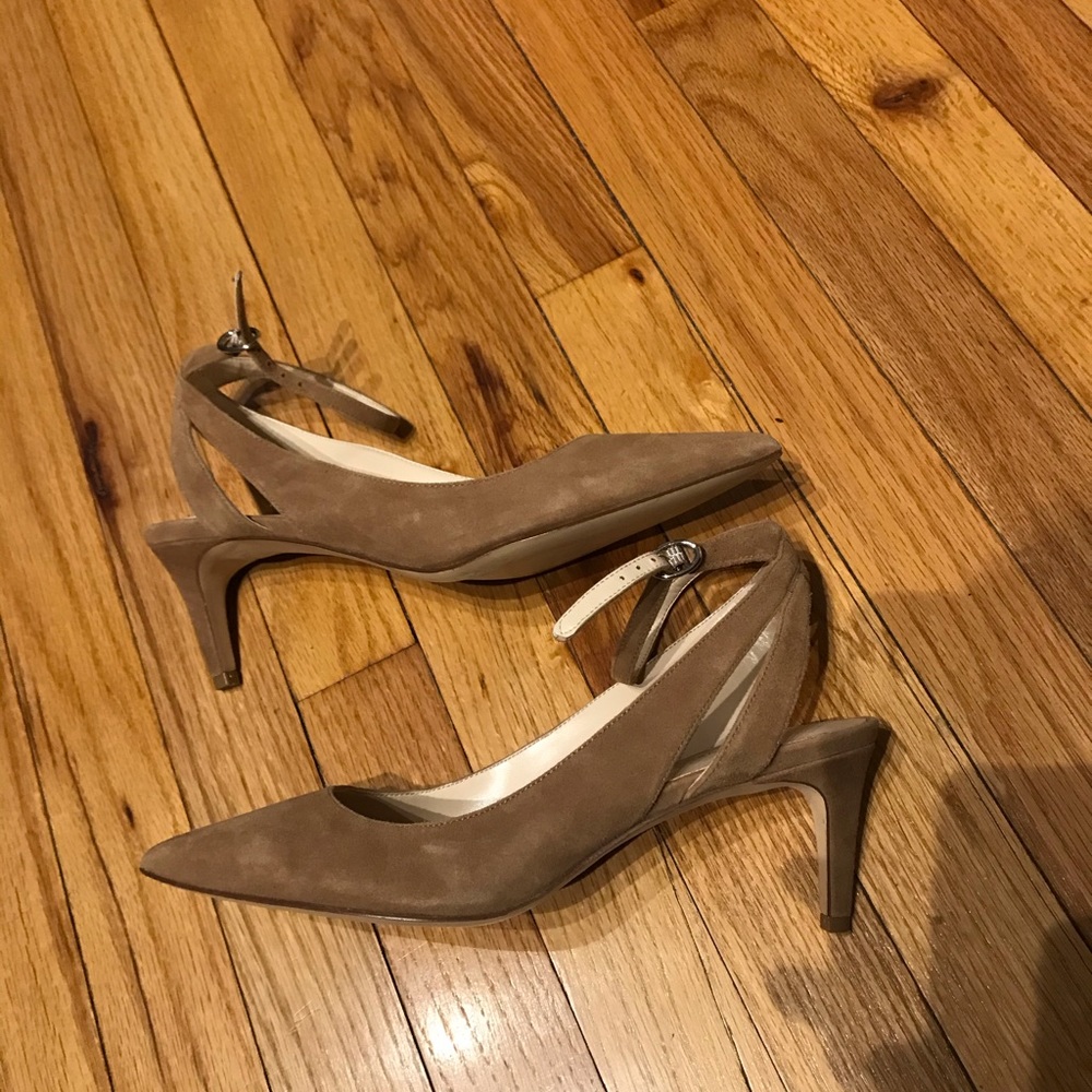 Nine West Shawn Suede Kitten Slingback Breatheable Sandal leather pumps stiletto